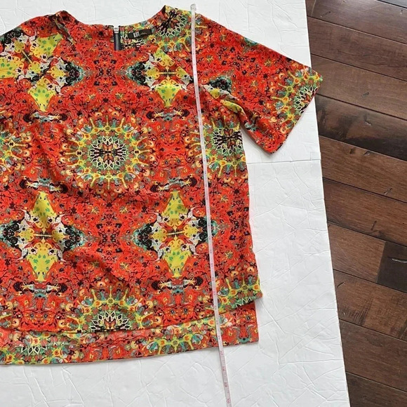 Kut from the Kloth blouse, Short sleeved,  multicolor, back zipper, size L - Picture 7 of 12